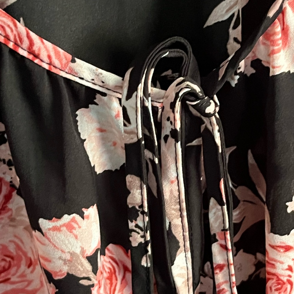SELLING FOREVER 21 TOP FOR WOMEN SIZE SMALL COLOR FLORAL - Picture 11 of 13